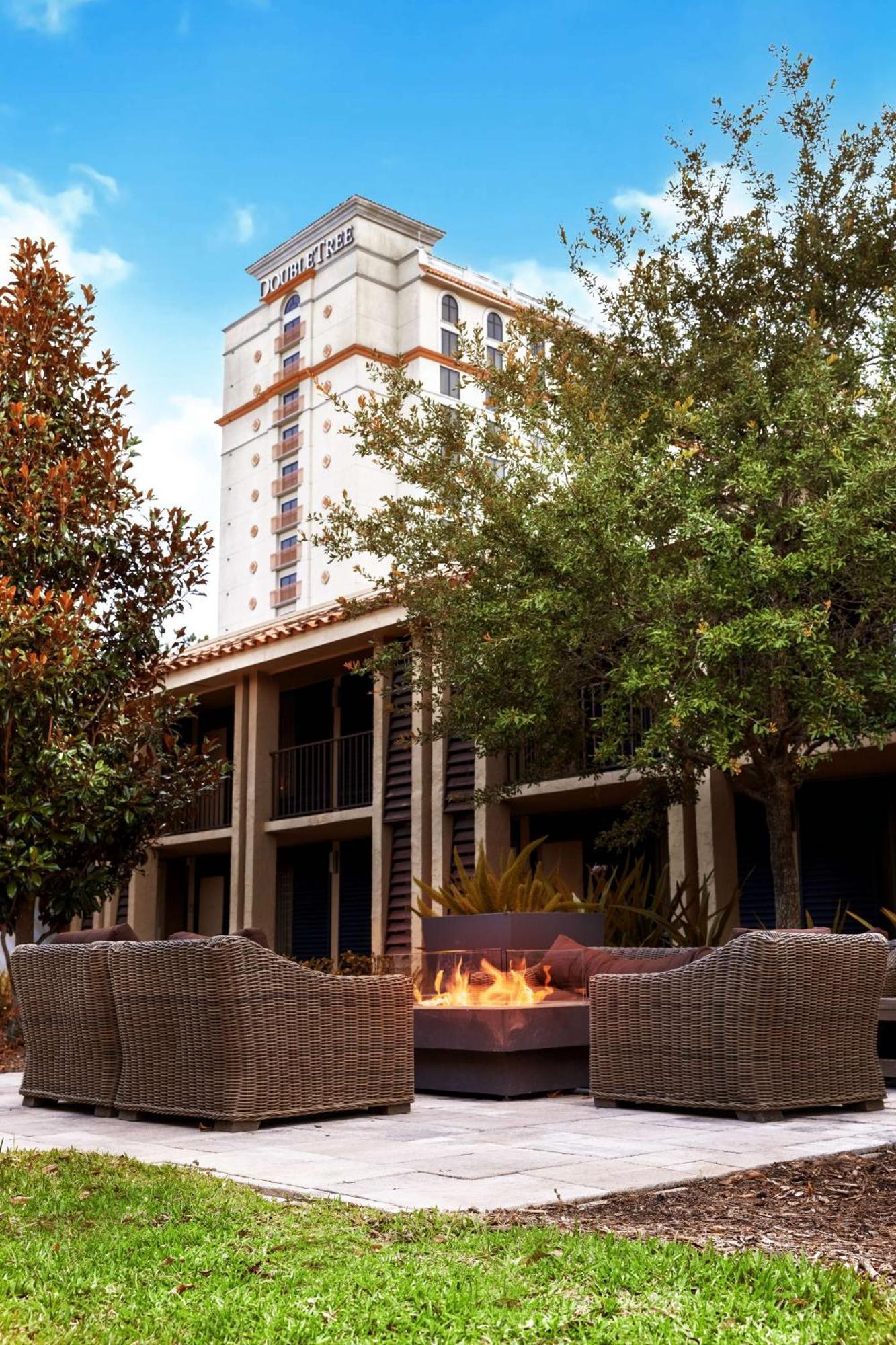 Doubletree By Hilton Hotel Orlando At Seaworld Williamsburg Exterior foto